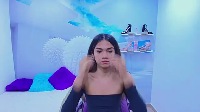 Snapshot of DEMI_LEED chatting on November 2025 11:35:01 AM DEMI LEED online show from November 2025 11:35:01 AM