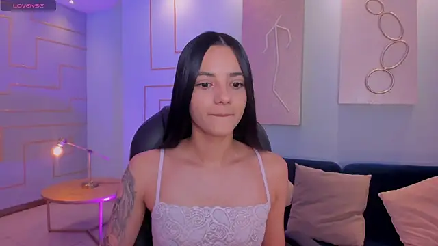 HannahJamesX online show from February 2025 06:48:01 PM