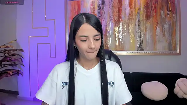 HannahJamesX online show from September 2025 05:35:02 PM