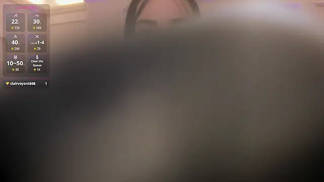 HannahJamesX online show from November 2025 05:11:01 PM