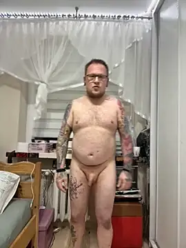 Snapshot of PierreNaked89 chatting on November 2025 11:32:02 PM PierreNaked89 online show from November 2025 11:32:02 PM