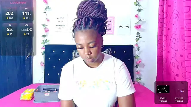 CiaraEbony online show from October 2025 02:00:01 AM