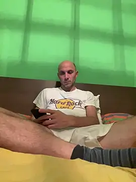 Snapshot of tubfunaske chatting on October 2025 06:53:01 PM tubfunaske online show from October 2025 06:53:01 PM