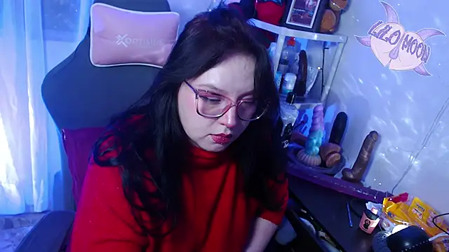 Snapshot of LiloMoon69 chatting on February 2025 03:45:01 AM LiloMoon69 online show from February 2025 03:45:01 AM