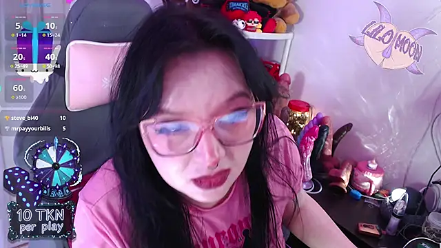 LiloMoon69 online show from January 2026 05:27:02 PM