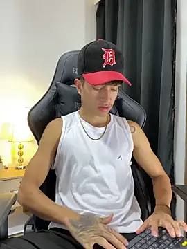  CamiloBass online show from March 2026 01:01:02 AM