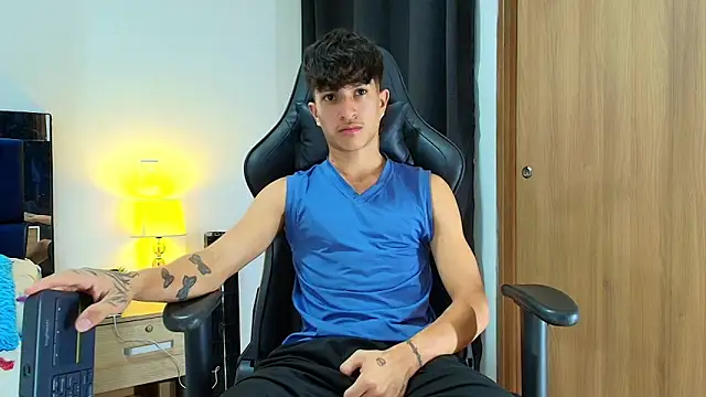  CamiloBass online show from May 2026 01:46:02 AM