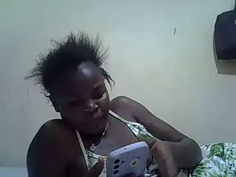 Snapshot of pretty_vivy chatting on February 2025 04:37:01 PM pretty vivy online show from February 2025 04:37:01 PM