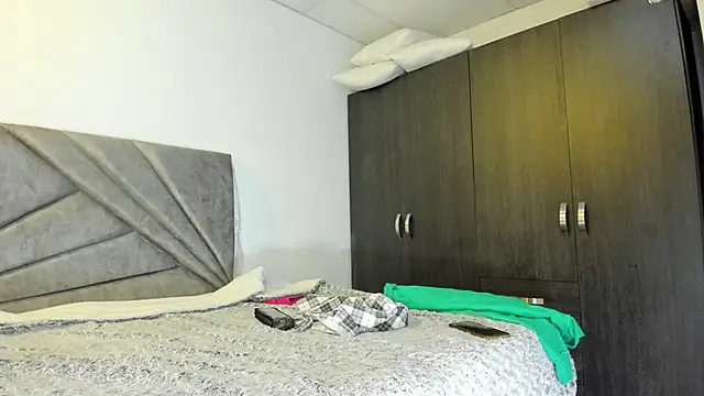 Deliciouscocoa online show from November 2025 11:53:01 PM