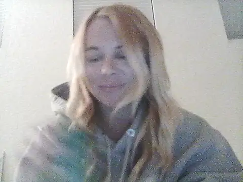 Snapshot of burrkitty chatting on December 2025 05:56:01 AM burrkitty online show from December 2025 05:56:01 AM