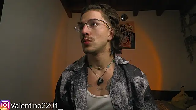 Valentino Xander online show from April 2026 01:11:01 AM