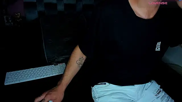 Piggy Eddy online show from January 2025 03:53:02 AM