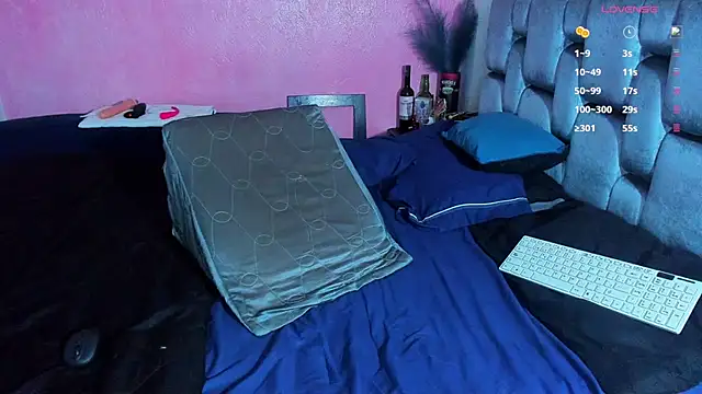 Piggy Eddy online show from March 2025 01:11:01 AM