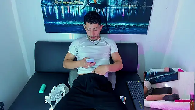 Piggy Eddy online show from September 2025 08:53:01 PM