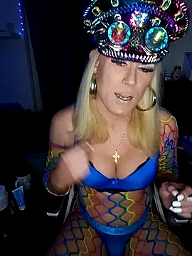 Snapshot of Connie_Pepper chatting on January 2025 02:26:02 AM Connie Pepper online show from January 2025 02:26:02 AM