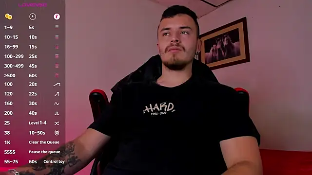 Snapshot of james_connor2 chatting on February 2025 11:45:01 PM james connor2 online show from February 2025 11:45:01 PM