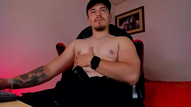 Snapshot of james_connor2 chatting on February 2025 10:03:01 PM james connor2 online show from February 2025 10:03:01 PM