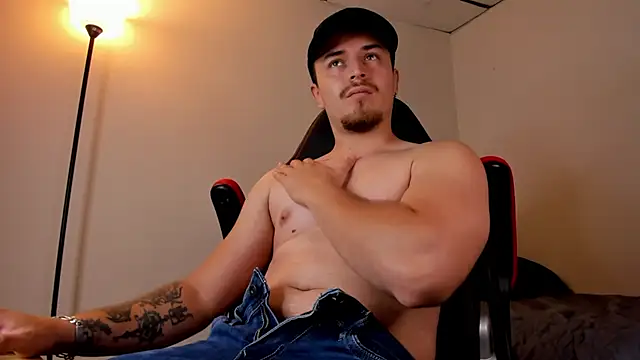 Snapshot of james_connor2 chatting on March 2025 09:59:02 PM james connor2 online show from March 2025 09:59:02 PM