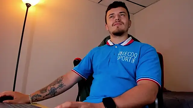 Snapshot of james_connor2 chatting on March 2025 06:58:02 PM james connor2 online show from March 2025 06:58:02 PM