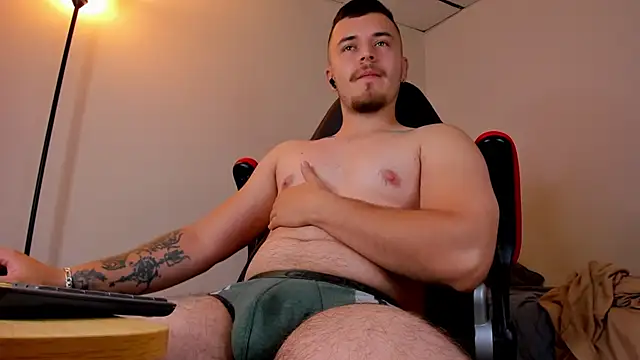 Snapshot of james_connor2 chatting on March 2025 09:54:02 PM james connor2 online show from March 2025 09:54:02 PM