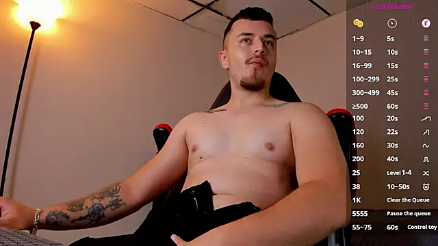 Snapshot of james_connor2 chatting on March 2025 10:42:01 PM james connor2 online show from March 2025 10:42:01 PM