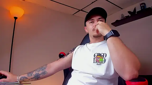 Snapshot of james_connor2 chatting on September 2025 06:52:02 PM james connor2 online show from September 2025 06:52:02 PM