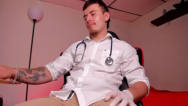 Snapshot of james_connor2 chatting on October 2025 07:47:02 PM james connor2 online show from October 2025 07:47:02 PM