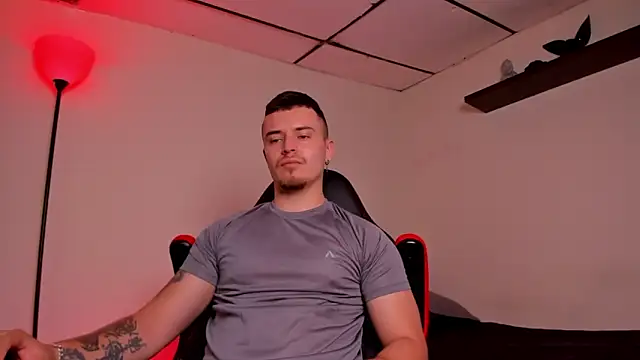 Snapshot of james_connor2 chatting on October 2025 06:53:01 PM james connor2 online show from October 2025 06:53:01 PM