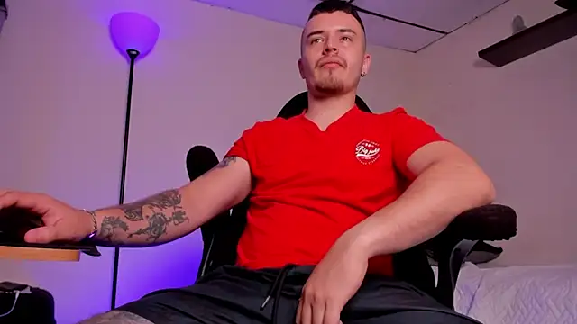 Snapshot of james_connor2 chatting on November 2025 07:45:02 PM james connor2 online show from November 2025 07:45:02 PM