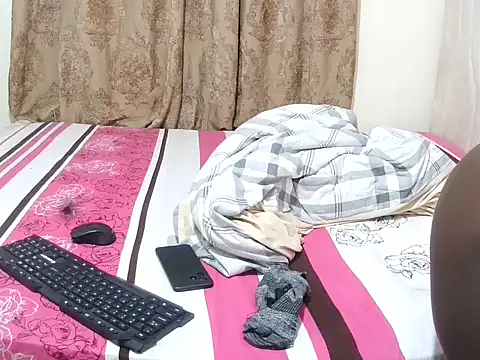 Snapshot of slender_sweet chatting on November 2025 07:35:01 PM slender sweet online show from November 2025 07:35:01 PM