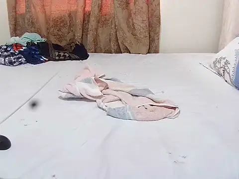 Snapshot of slender_sweet chatting on November 2025 09:09:02 AM slender sweet online show from November 2025 09:09:02 AM