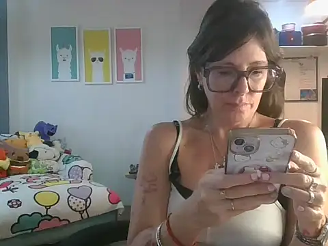 Calentandote online show from April 2026 01:00:02 PM