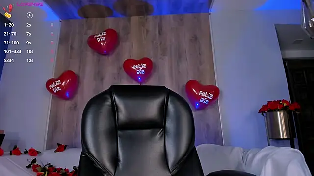 Snapshot of NatyFerrer_ chatting on February 2025 04:52:01 PM NatyFerrer online show from February 2025 04:52:01 PM