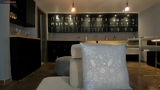 Snapshot of NatyFerrer_ chatting on February 2025 10:30:02 AM NatyFerrer online show from February 2025 10:30:02 AM