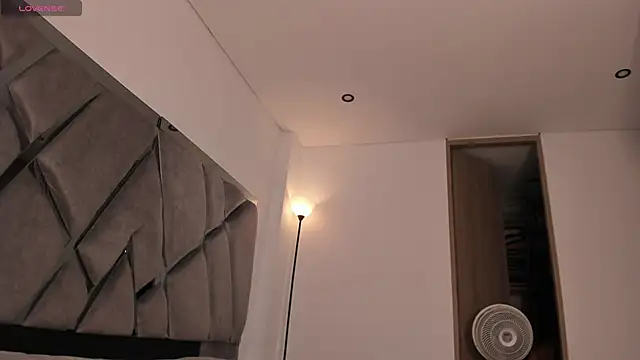 samaay07  online show from April 2026 02:05:01 AM