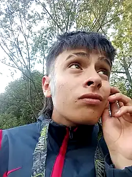 Snapshot of Cuervo_maniaco chatting on December 2024 07:25:02 PM Cuervo maniaco online show from December 2024 07:25:02 PM