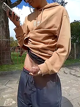 Snapshot of Cuervo_maniaco chatting on November 2025 06:18:02 PM Cuervo maniaco online show from November 2025 06:18:02 PM