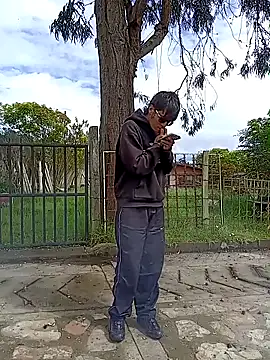 Snapshot of Cuervo_maniaco chatting on November 2025 02:39:02 PM Cuervo maniaco online show from November 2025 02:39:02 PM