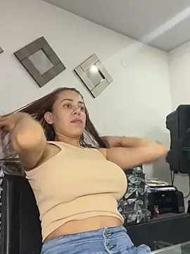 Snapshot of AnnbellaRosse chatting on January 2025 09:20:01 PM AnnbellaRosse online show from January 2025 09:20:01 PM