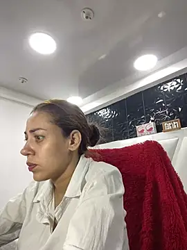 Snapshot of AnnbellaRosse chatting on February 2025 03:29:01 PM AnnbellaRosse online show from February 2025 03:29:01 PM