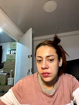 Snapshot of AnnbellaRosse chatting on October 2025 04:13:02 PM AnnbellaRosse online show from October 2025 04:13:02 PM