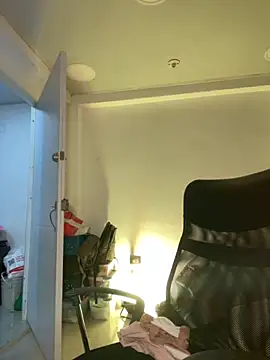 Snapshot of AnnbellaRosse chatting on October 2025 04:40:01 PM AnnbellaRosse online show from October 2025 04:40:01 PM