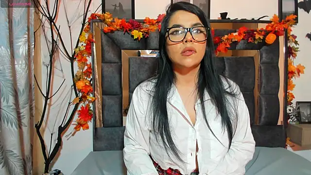 Snapshot of AmbeerBecker chatting on October 2025 02:04:02 AM AmbeerBecker online show from October 2025 02:04:02 AM