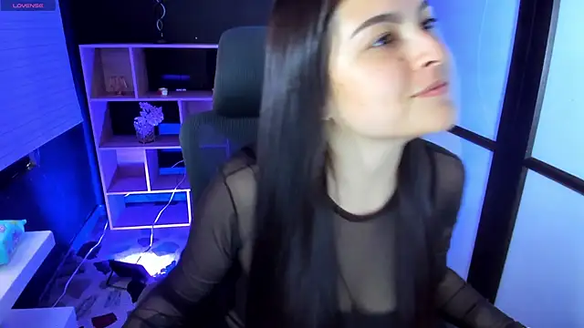 Snapshot of TifanyWhite_ chatting on March 2025 08:01:02 PM TifanyWhite online show from March 2025 08:01:02 PM