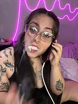 Mizztikaa online show from December 2024 03:02:02 AM