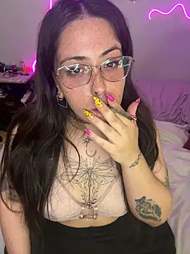 Mizztikaa online show from February 2025 04:46:02 AM