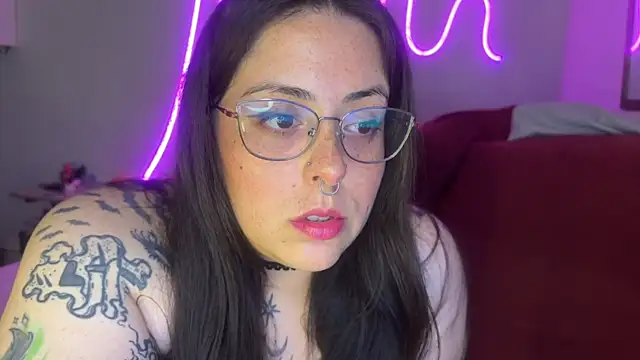 Mizztikaa online show from November 2025 09:40:01 PM