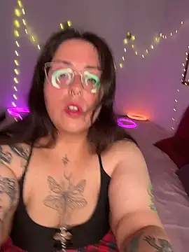 Mizztikaa online show from July 2026 10:16:01 PM