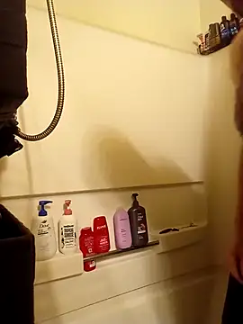 Snapshot of swervenherb chatting on December 2025 04:24:01 PM swervenherb online show from December 2025 04:24:01 PM