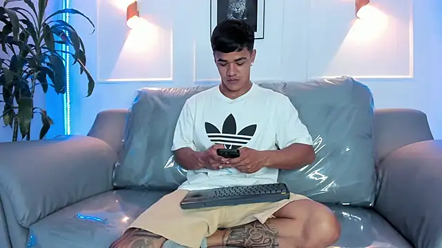 Rob saenz  online show from November 2025 12:51:01 PM